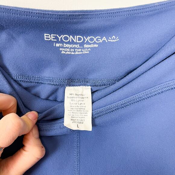 Beyond Yoga Essential Ruched Gathered Blue Ankle Crop Legging Size Large - Picture 8 of 9
